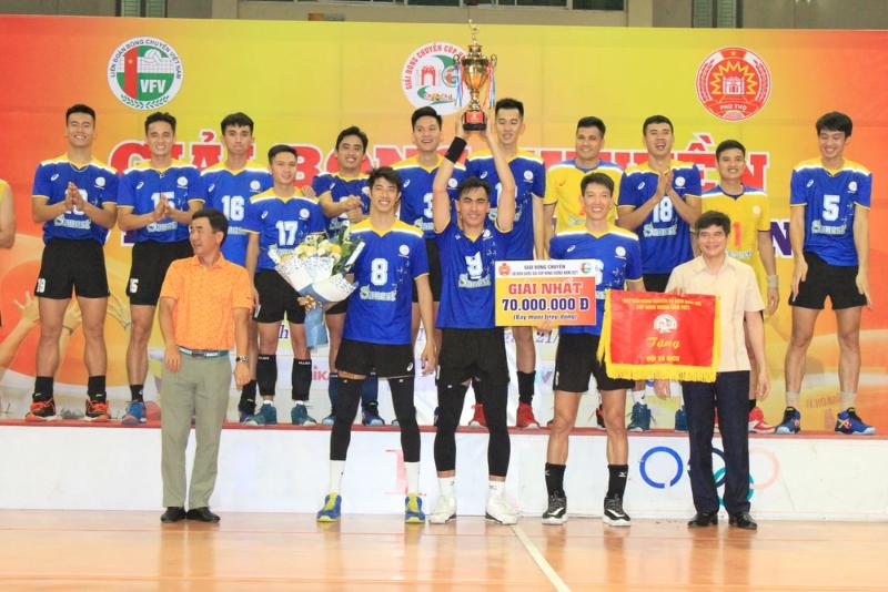 Chung kết bóng chuyền Cúp Hùng Vương 2023: Sanest Khánh Hòa bảo vệ thành công ngôi vô địch
